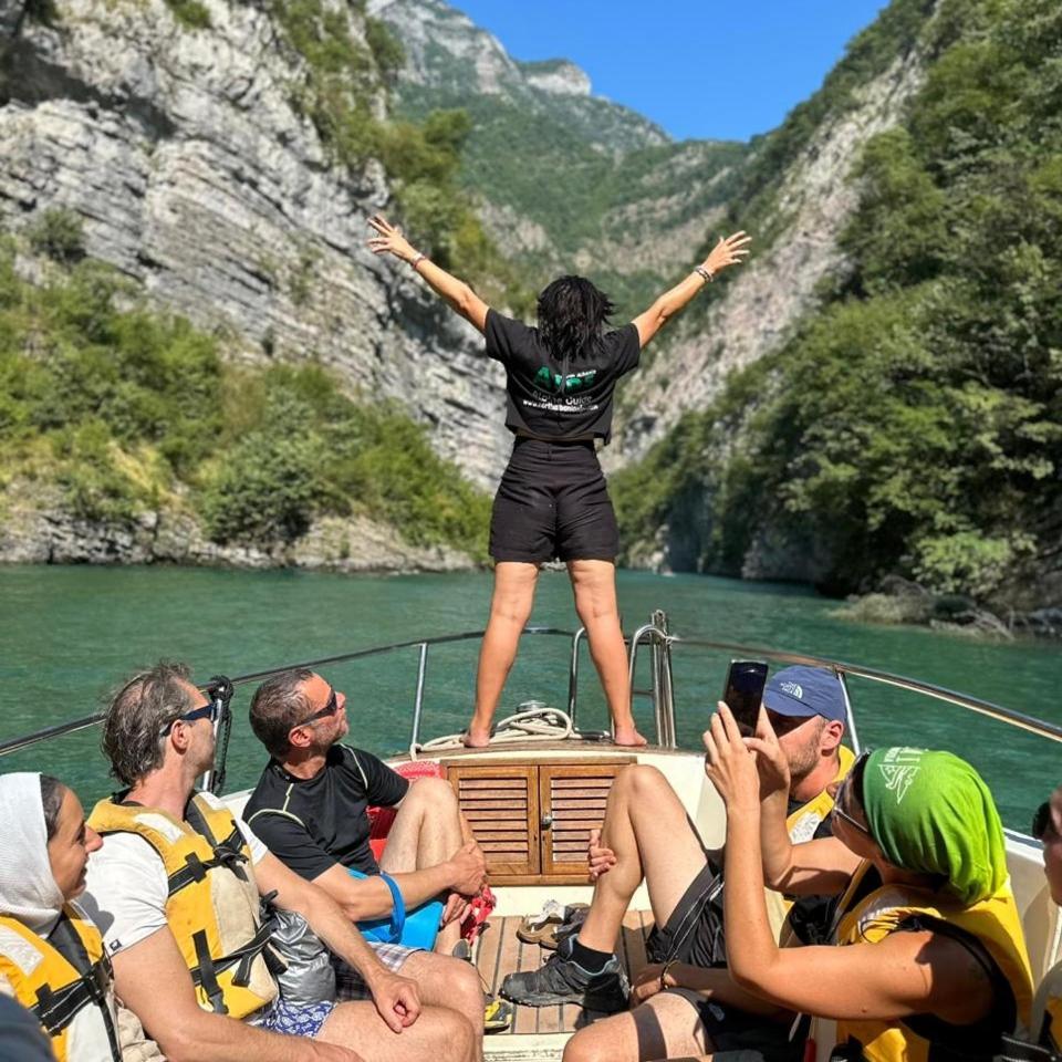 5 Stinet Villa Koman Bagian luar foto